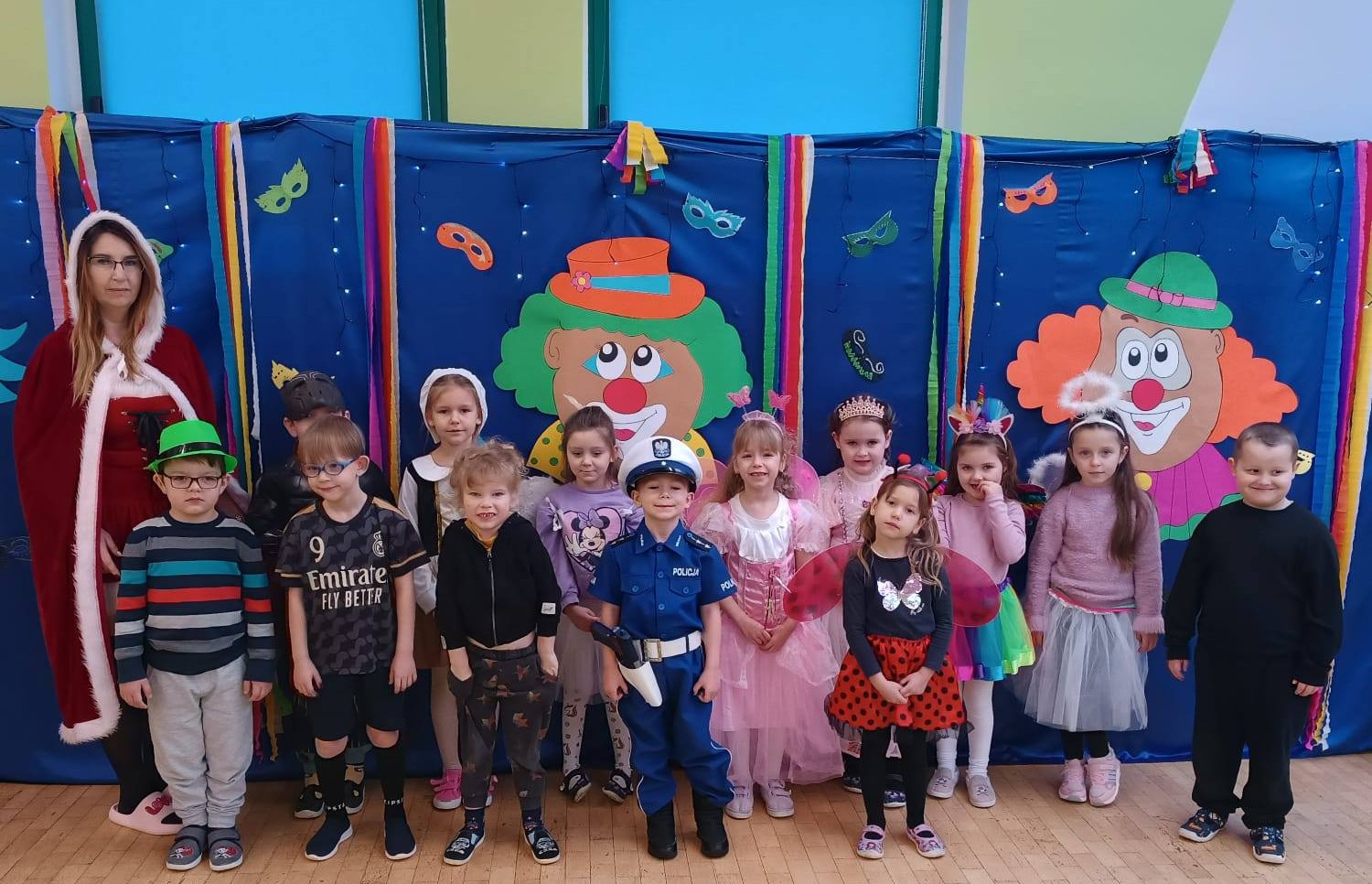 Zdjęcie: BAL KARNAWAŁOWY